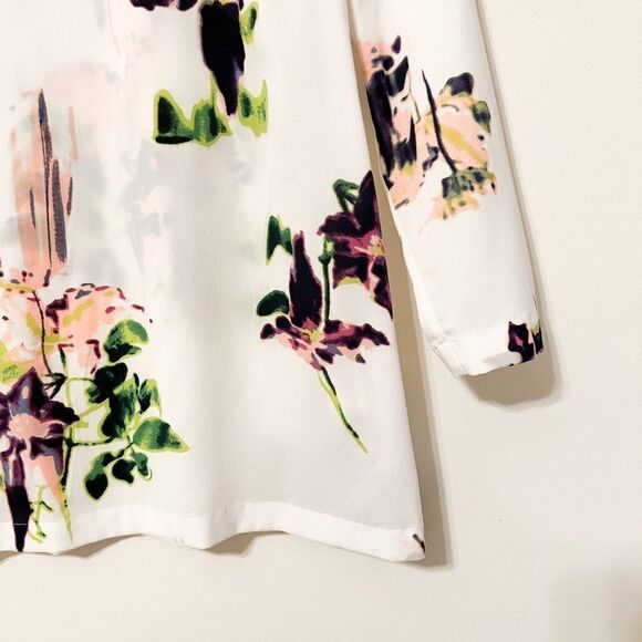 French Connection White Pink Purple Green Floral Watercolor Quarter Sleeve Top - Picture 4 of 7